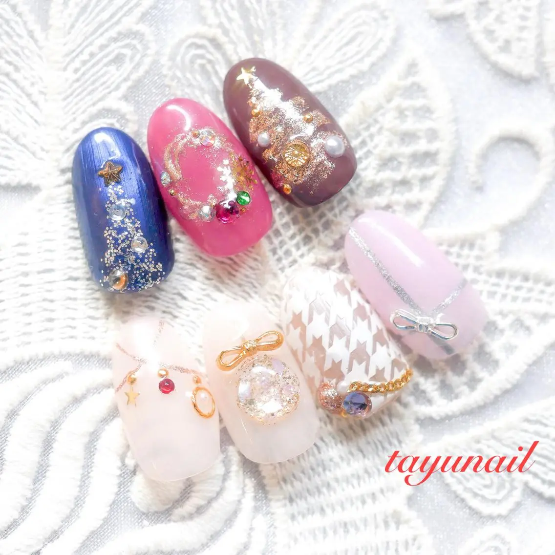 ネイル ブルー ジェルネイル パラジェル 冬ネイル クリスマス ネイルサロン 【たゆnail】のネイルデザイン