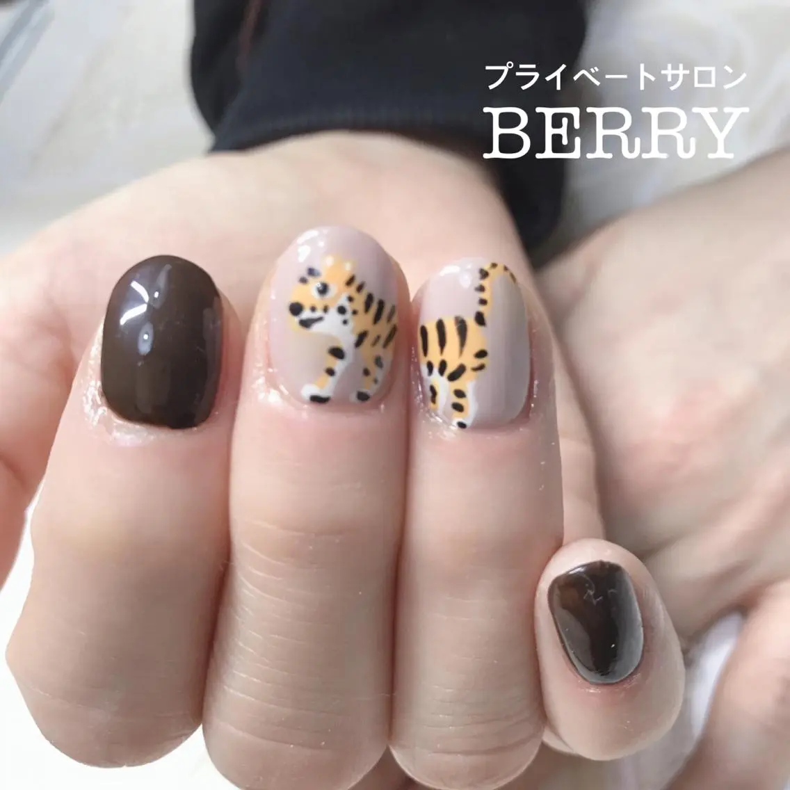 ネイル アートネイル ワンカラーネイル プライベートサロン BERRYのエステ・リラクイメージ