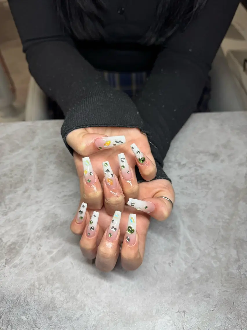 ネイル ハンドネイル IROHA NAIL 北村菜帆のネイルデザイン