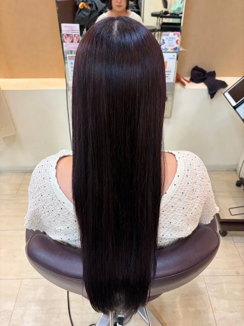 ロング カラー ヘアカラー 西村 瑠菜のヘアスタイル
