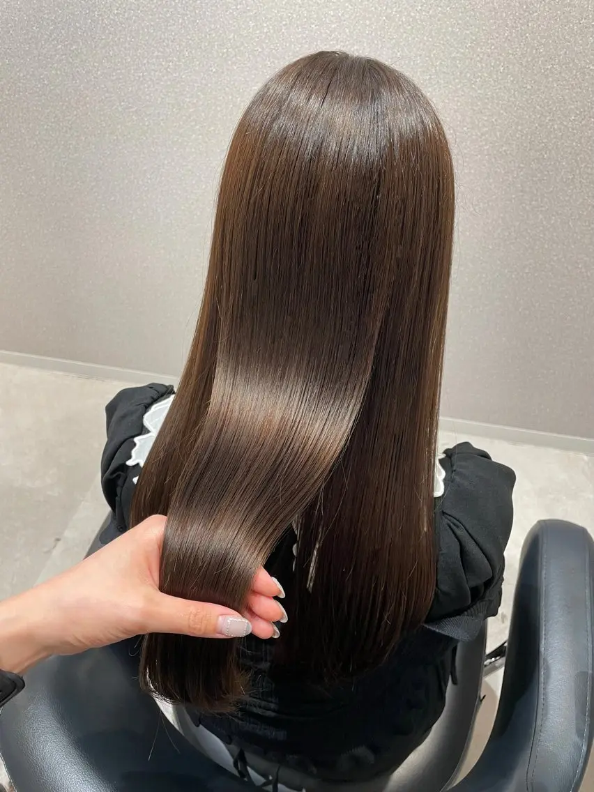 ロング ロングレイヤー 髪質改善 レイヤーカット ロング トリートメント カット ヘアカラー トリートメント ❤︎︎韓国ヘア❤︎︎ 𝑺𝒉𝒊𝒉𝒐のヘアスタイル
