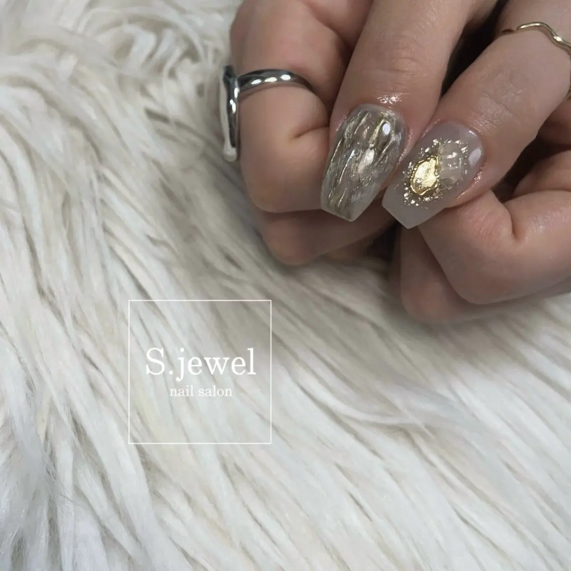 ネイル S. JEWELのネイルデザイン