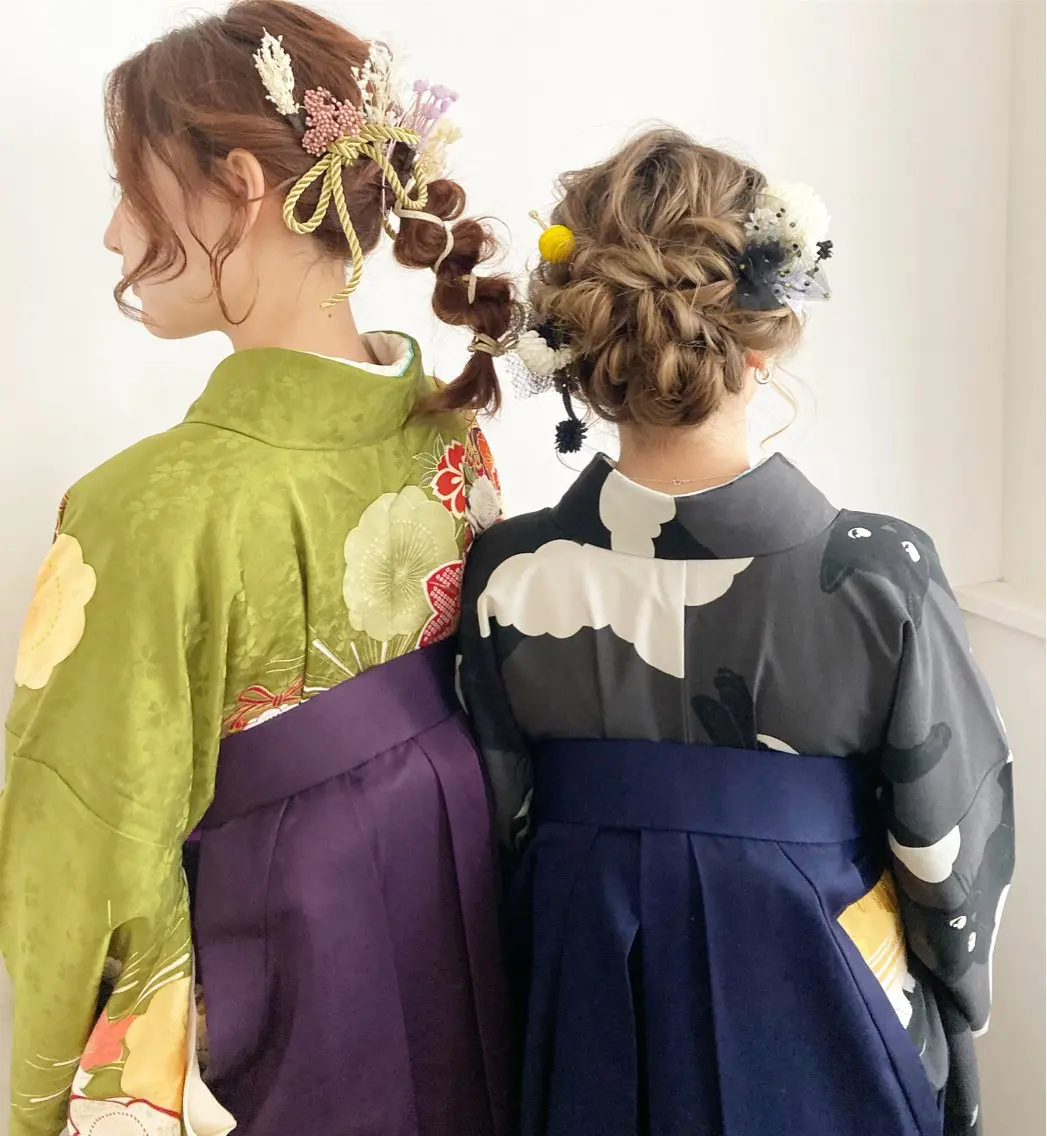 セミロング 卒業式のヘアスタイル あやか 白髪ぼかしハイライトのその他イメージ