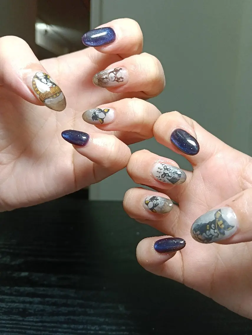 ネイル 持ち込み ハンドネイル 菫Nails🌝 夜間サロンのネイルデザイン