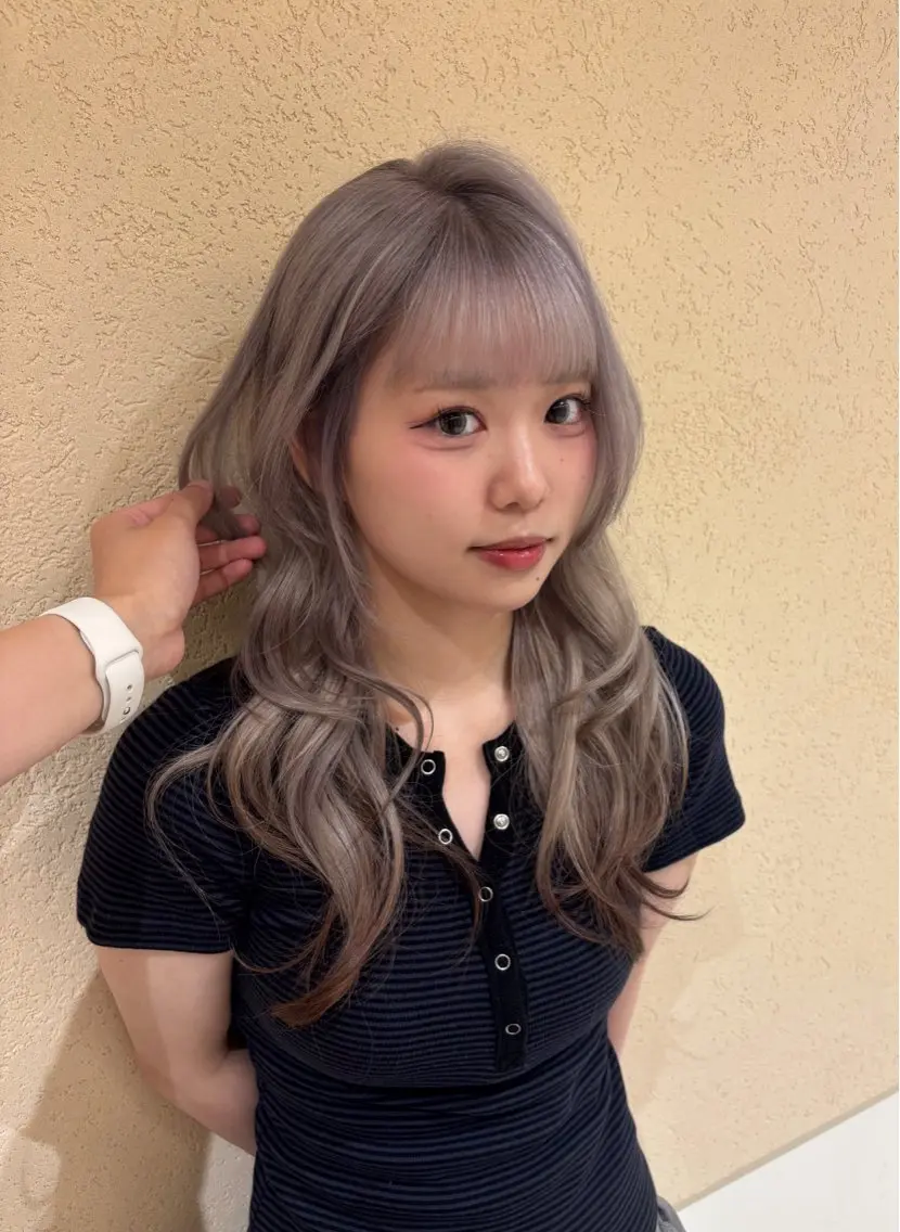 ロング ヘアカラー トリートメント 新宿 愛香のヘアスタイル
