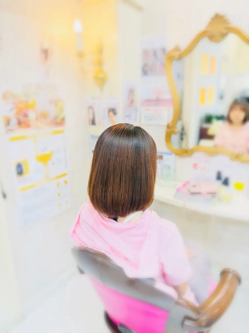 ミディアム ボブ カット 菅沼 美咲のヘアスタイル