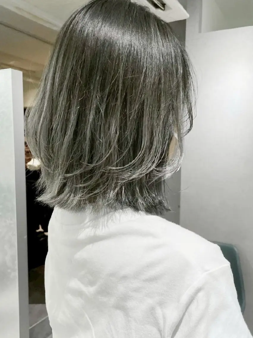 カラー コト ネのヘアスタイル