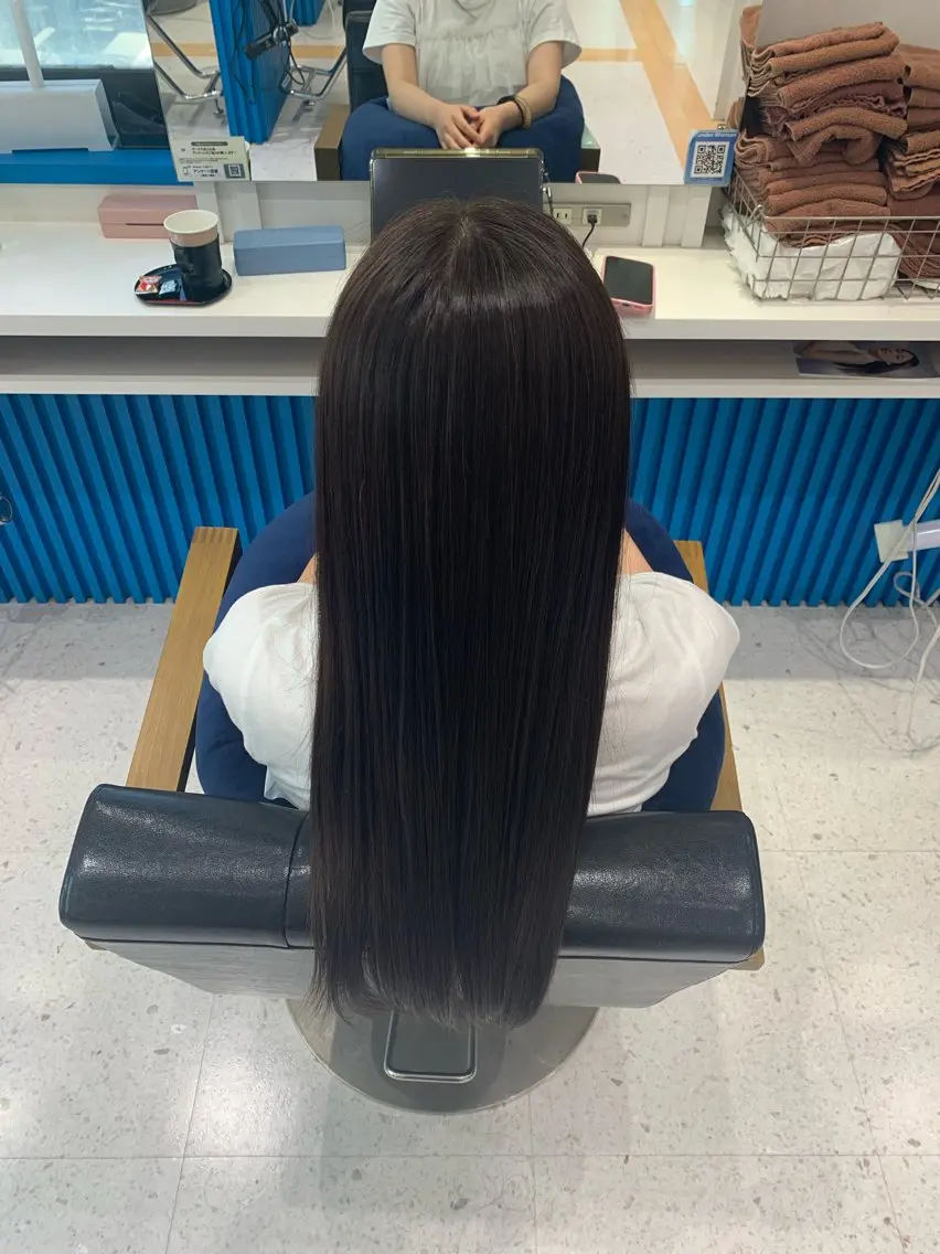 ロング パラッチ MIKAのヘアスタイル