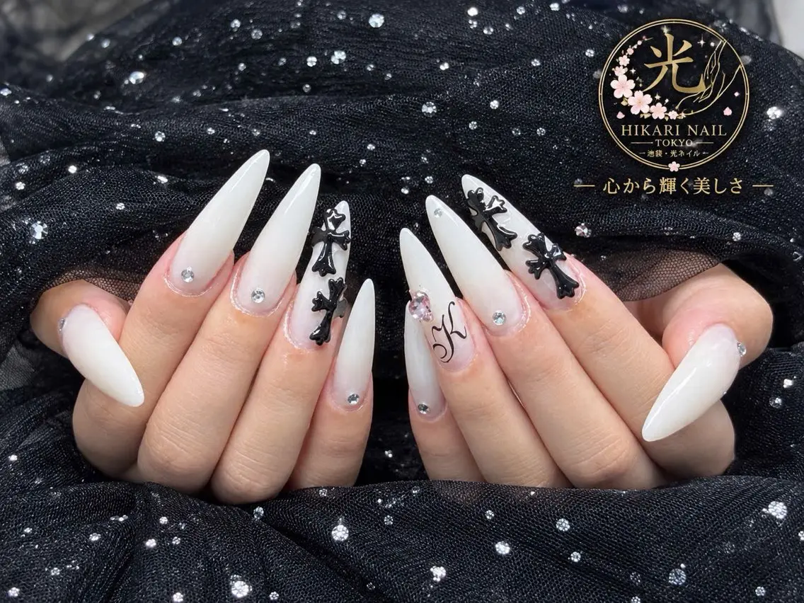 ネイル チークネイル 長さ出し フレンチネイル ガーリー ハロウィン ハンドネイル HikariNail Ikebukuroのネイルデザイン