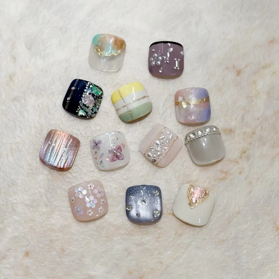 ネイル LUCULIA 倉島のネイルデザイン