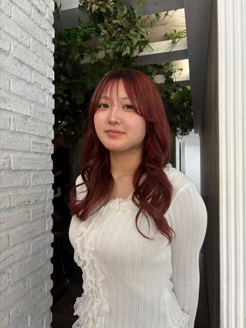 ロング カラー レッドカラー 夢 菜のヘアスタイル