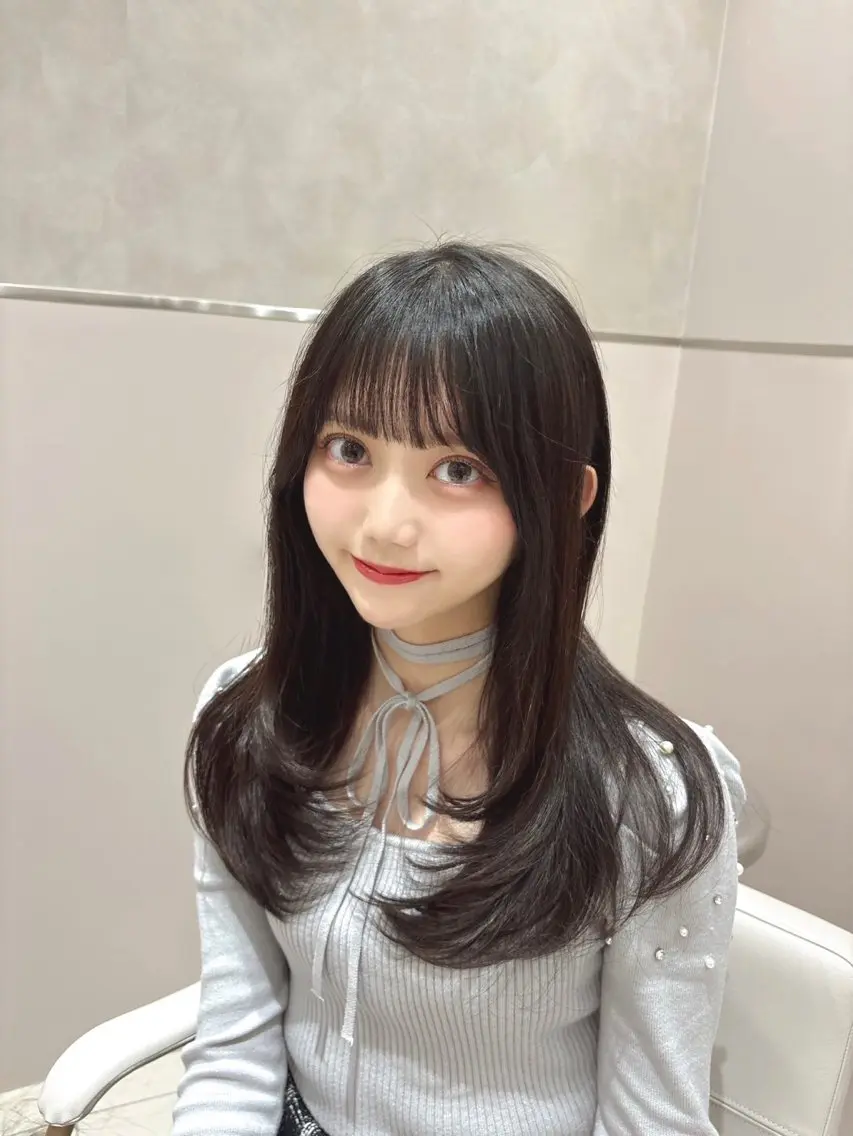 ロング 赤み消し透明感カラー 似合わせ前髪柴田礼空のヘアスタイル