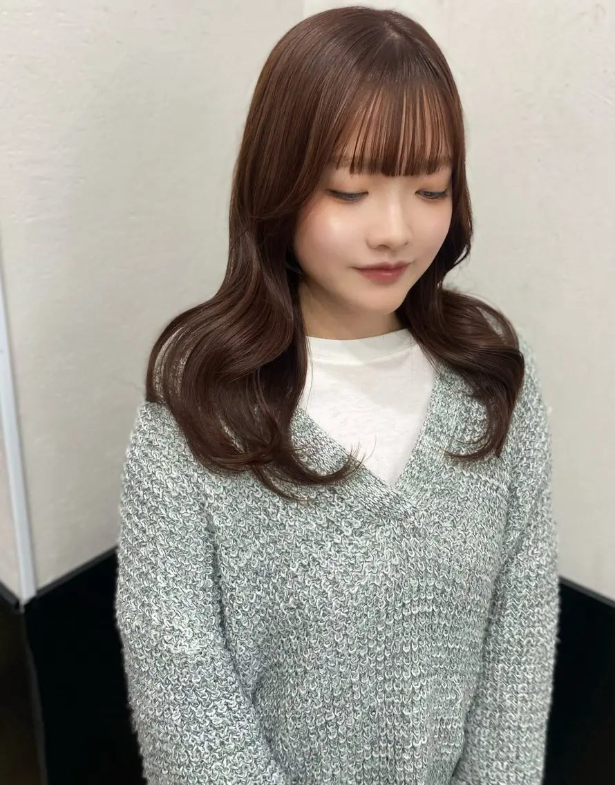 セミロング カラー 渋谷🖤 艶髪🖤透明感カラーのヘアスタイル