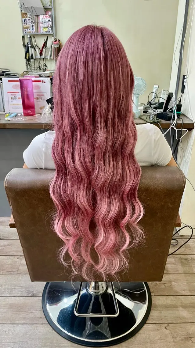 ロング カラー ハイトーンカラー ピンクカラー エクステ ロング カット ヘアカラー トリートメント WEST OLAND加藤圭介のヘアスタイル