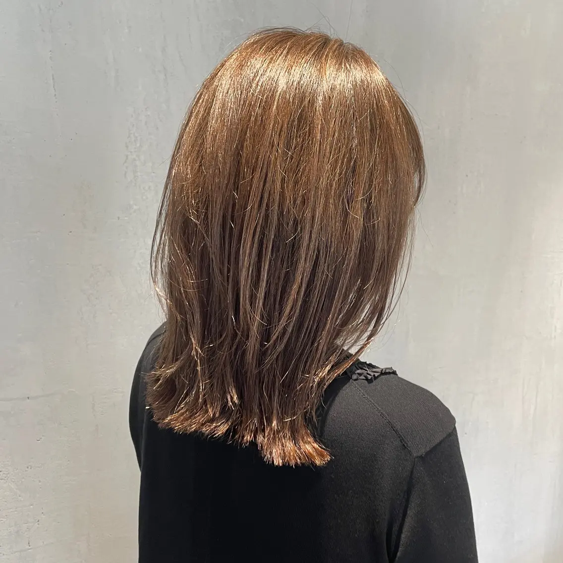 セミロング くびれヘア ハイライト 外ハネヘア カット ヘアカラー matka白髪ぼかし 大人ヘア/KEIKOのヘアスタイル