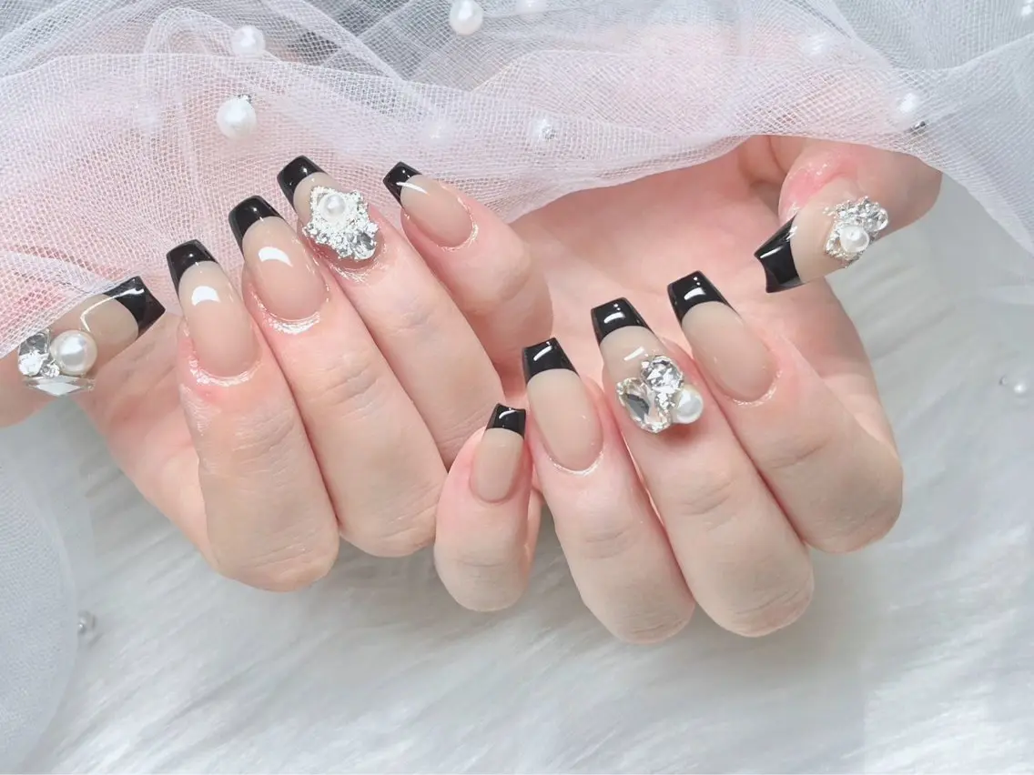 ネイル NANAMI ︎︎♡のネイルデザイン