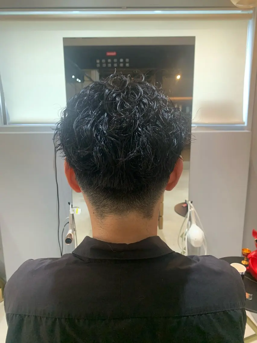 メンズ メンズパーマ カット パーマ 本多 永佳のヘアスタイル