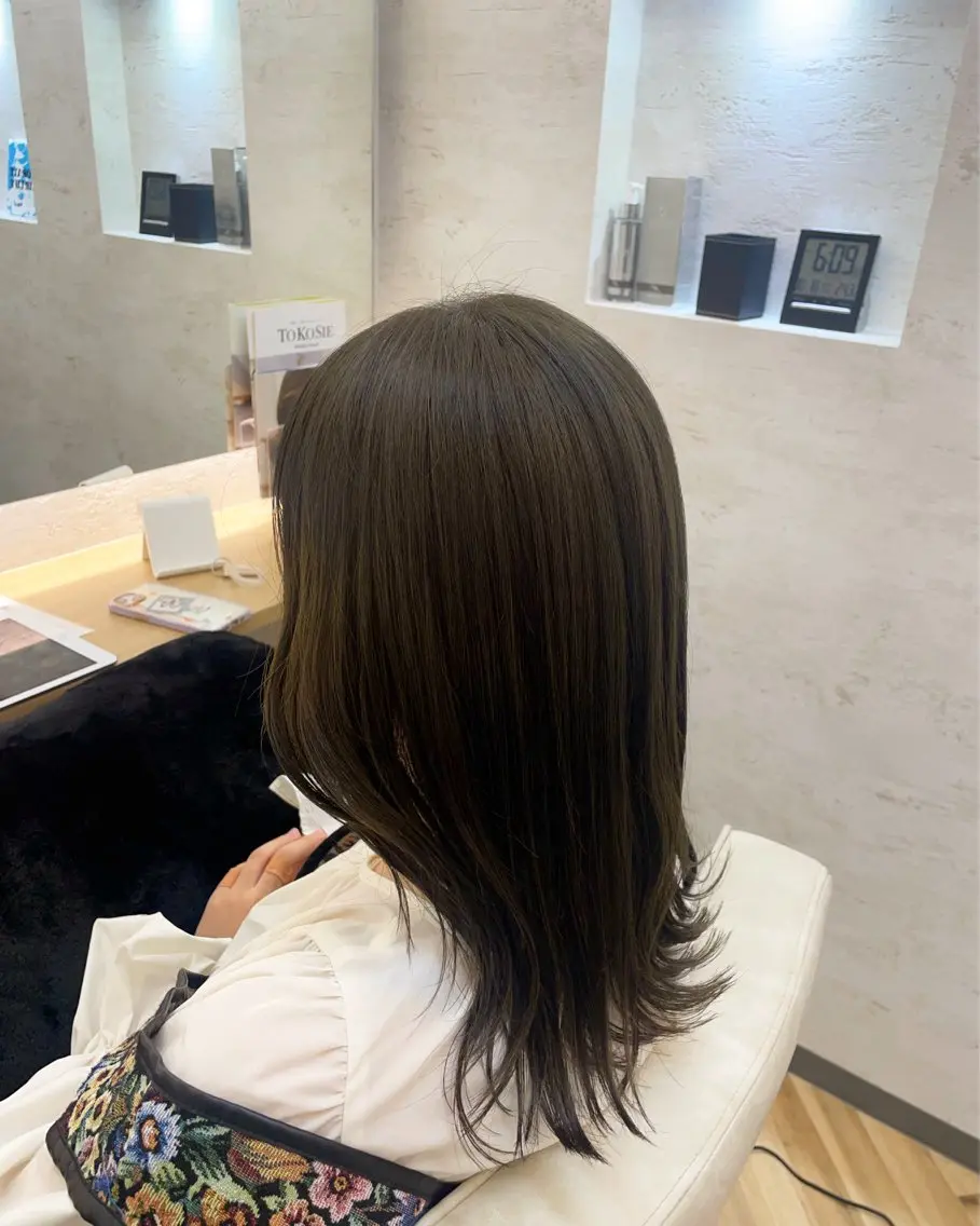 ロング カット ヘアカラー トリートメント 高橋 芽衣のヘアスタイル