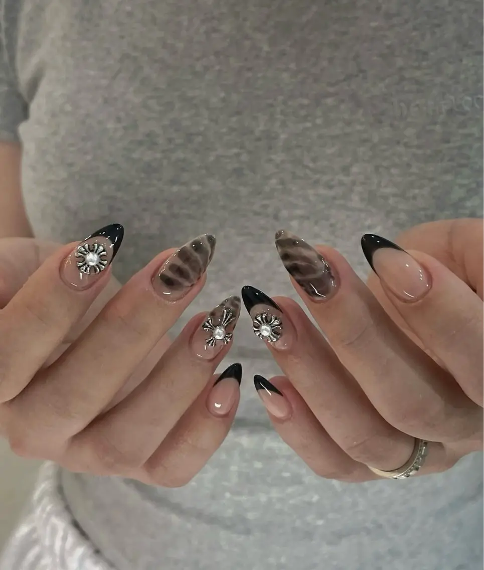 ネイル フレンチネイル シンプルネイル Dely Nailのネイルデザイン
