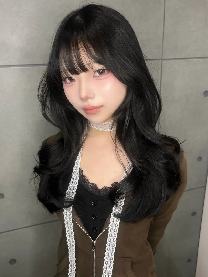 ロング カラー カット ヘアカラー トリートメント misato🤍 髪質改善ケアカラーのヘアスタイル