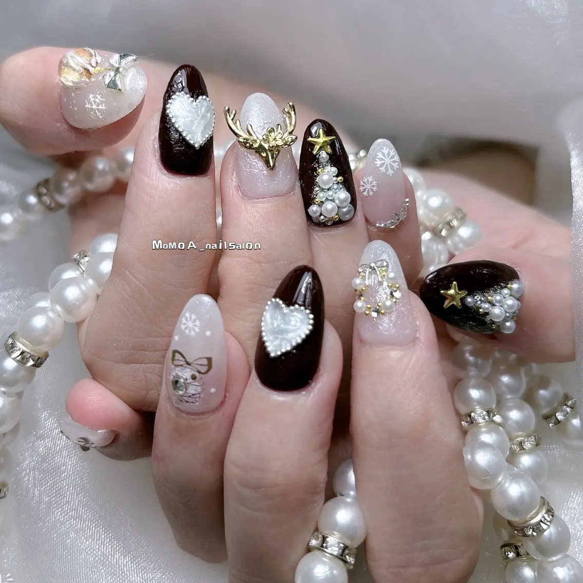 ネイル 成人式 ジェルネイル ロングネイル マグネットネイル 大理石ネイル(マーブル) ハンドネイル MoMoA Nail ネイル長さ出し専門店のネイルデザイン