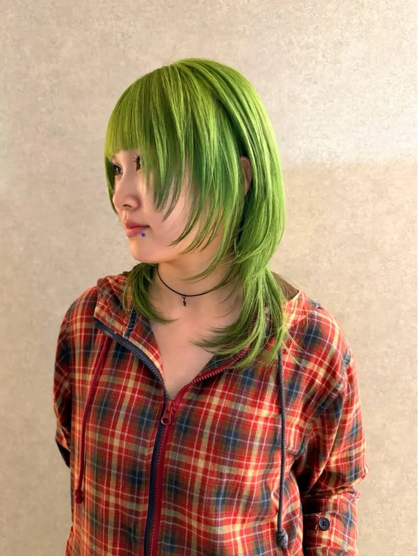 セミロング カラー レイヤーカット カット ヘアカラー トリートメント ハイトーン/ウルフ/ レイヤー/Asukaのヘアスタイル