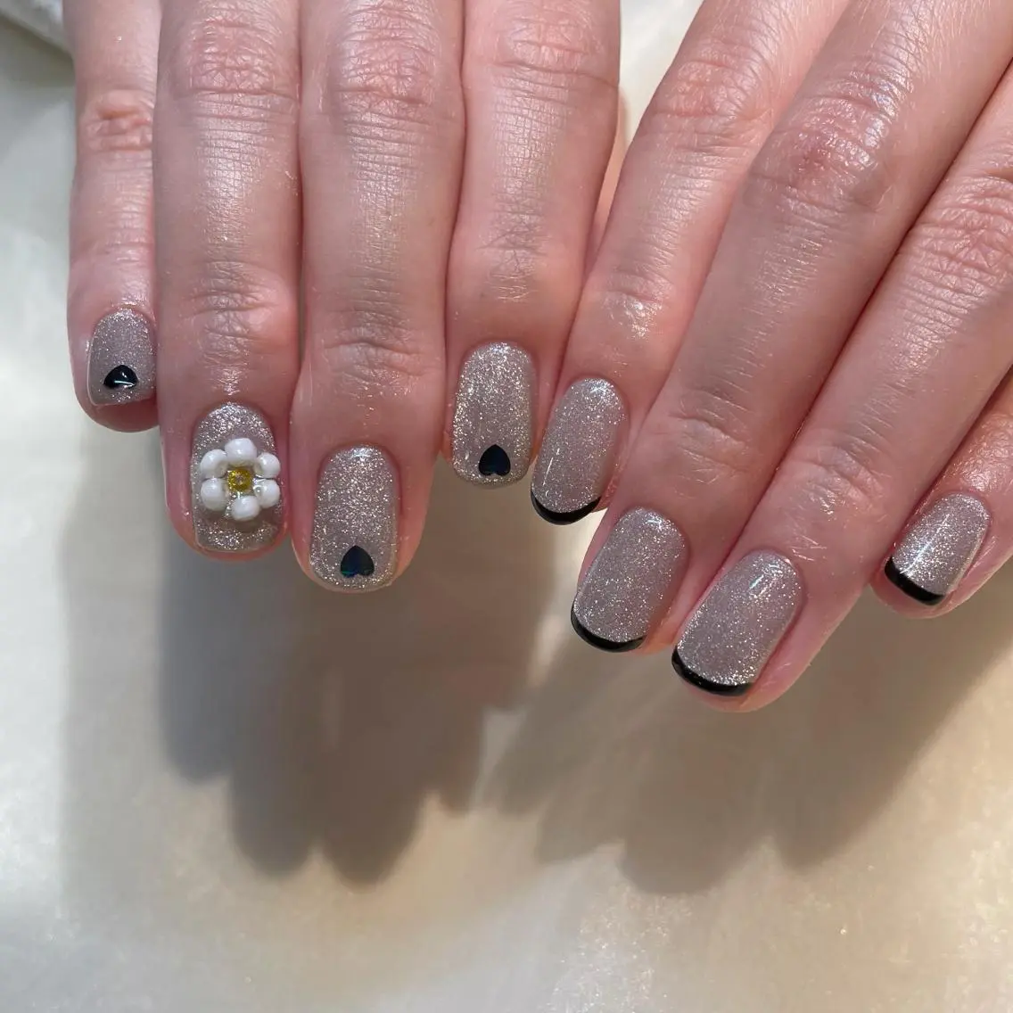 ネイル ハンドネイル 新井 ひなののネイルデザイン