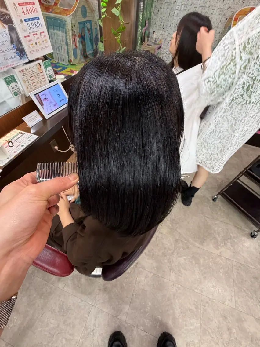 ミディアム くせ毛 髪質改善 縮毛矯正 トリートメント 酸性ストレート 髪質改善デザイナー kazu🐰のヘアスタイル