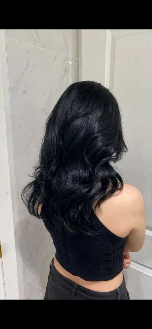 セミロング カラー 黒髪 ブルーカラー ブルーブラック トリートメント 透明感カラー‎🤍 ゆかこ🐈‍⬛のヘアスタイル