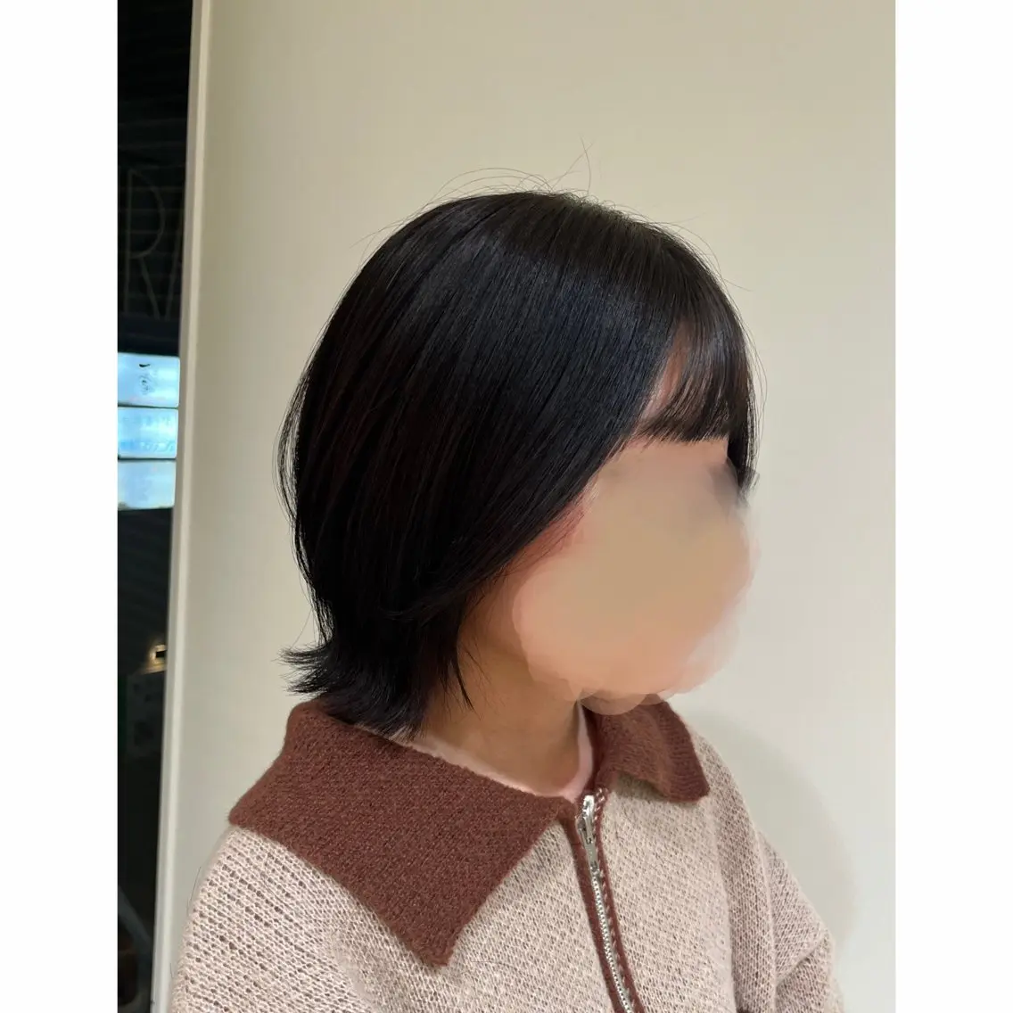 ミディアム 海老原 若菜のヘアスタイル