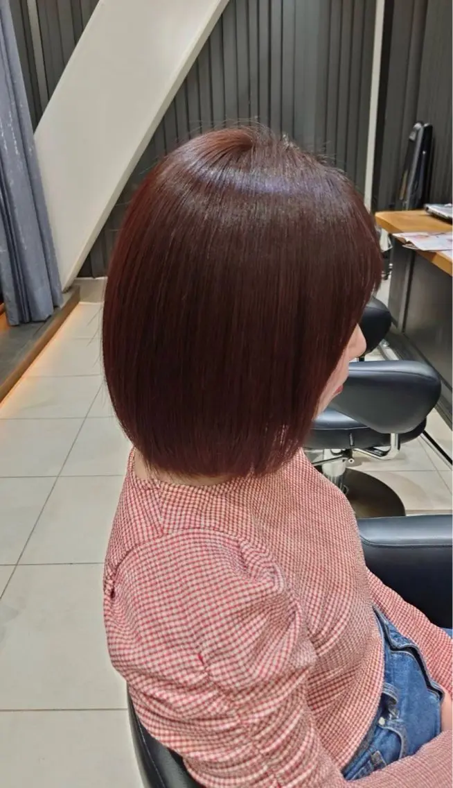 カラー 神田 花向のヘアスタイル