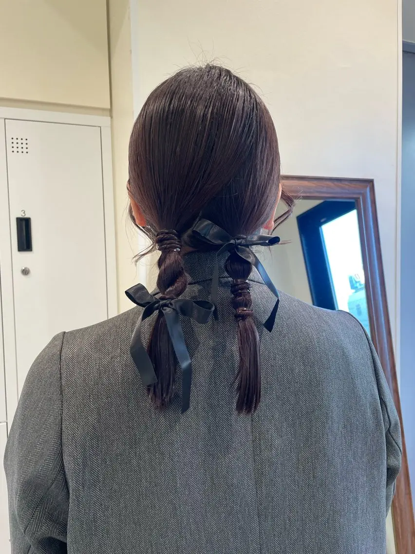 ヘアアレンジ 垢抜け小顔レイヤー オリーブ/スミレのヘアスタイル