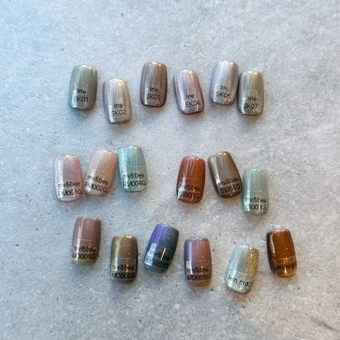 ネイル マグネットネイル Lanié yokokawaのネイルデザイン