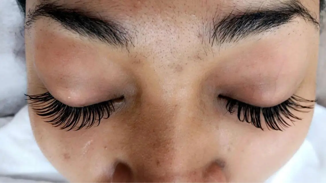 マツエク・マツパ フラットラッシュ khaki eyelashの眉毛・アイブロウイメージ