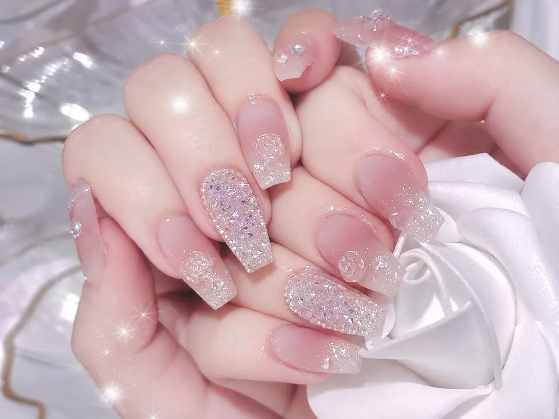 ネイル ハンドネイル FELUCA rinaのネイルデザイン