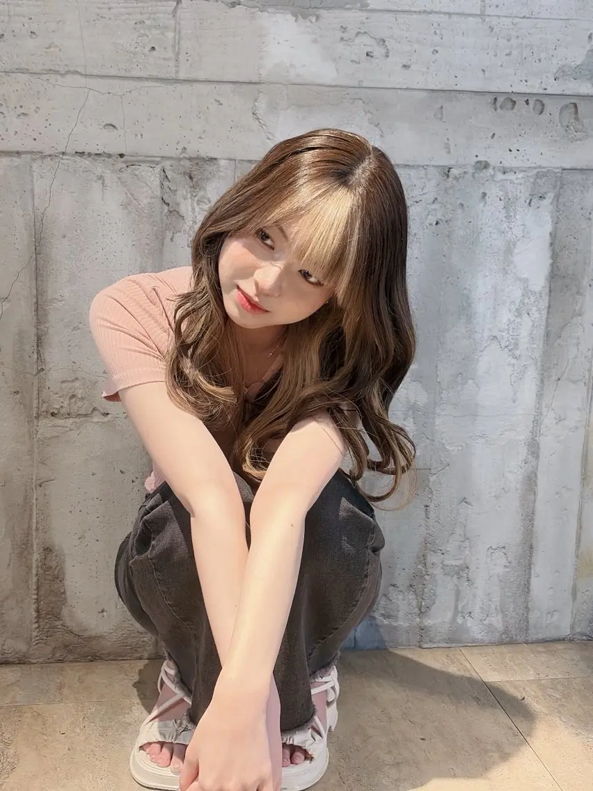 セミロング カラー インナーカラー レイヤーカット カット ヘアカラー トリートメント 上窪 創貴のヘアスタイル