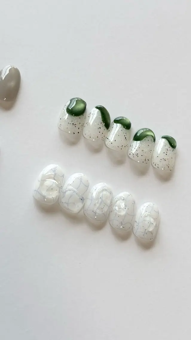 ネイル マグネットネイル ニュアンスネイル シンプルネイル Umi Nail /Akariのネイルデザイン