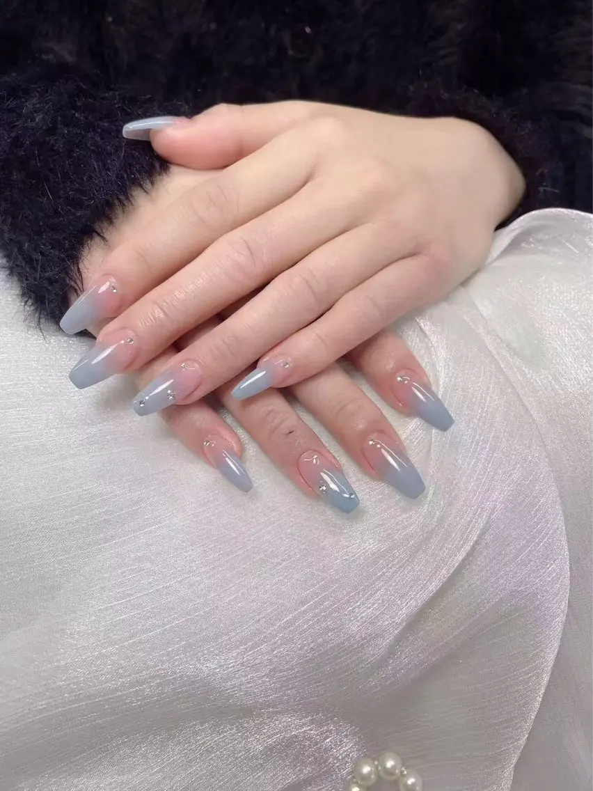 ネイル ハンドネイル ENsalon akiのネイルデザイン