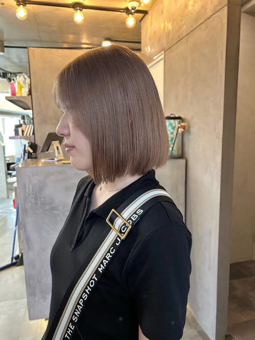 ショート カラー ベージュカラー カット ヘアカラー トリートメント Haru/THREE …by velvetのヘアスタイル