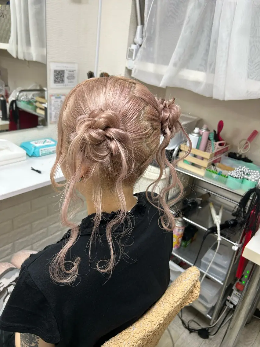 ヘアアレンジ へアセット/心斎橋 支持率No.1✨🌈のヘアスタイル