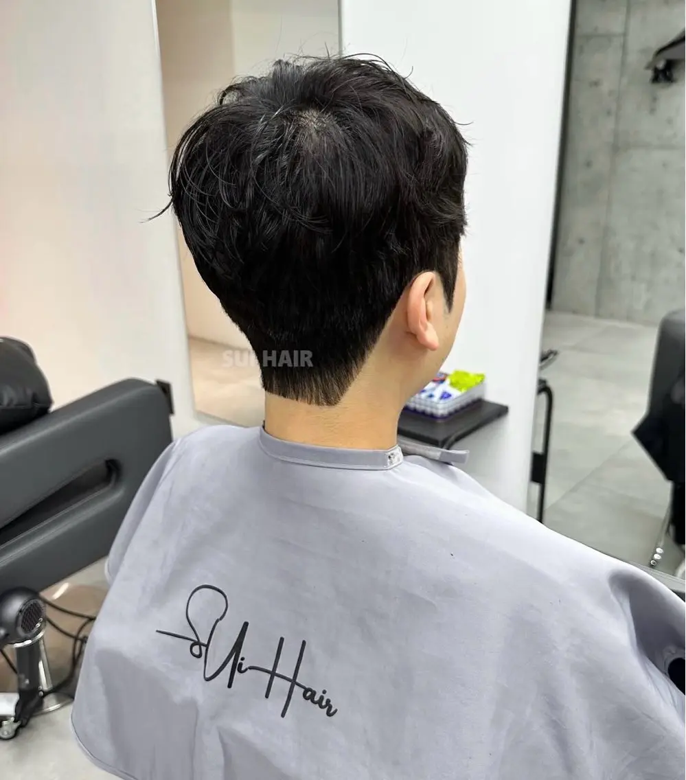 パーマ メンズ ダウンパーマ メンズ韓国風 メンズパーマ カット パーマ アラ ナオのヘアスタイル