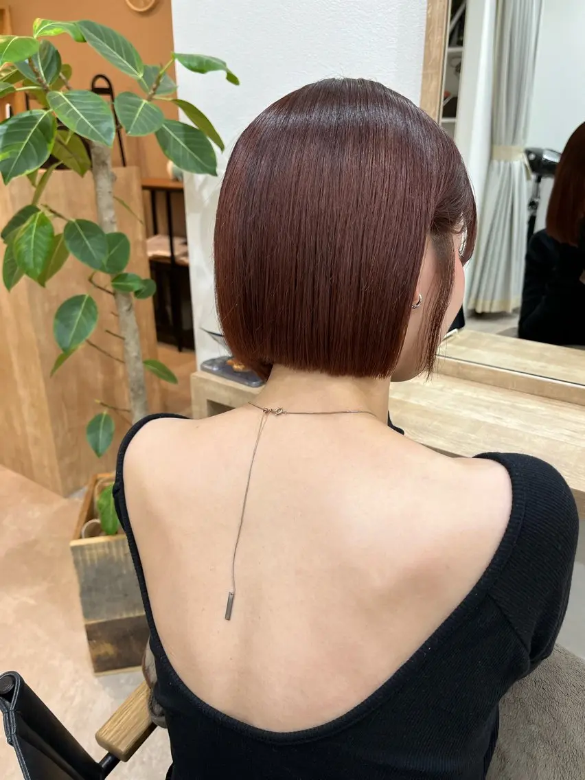 ミディアム ボブ ヘアカラー トリートメント 暖色ボブ 🍊rikakoのヘアスタイル