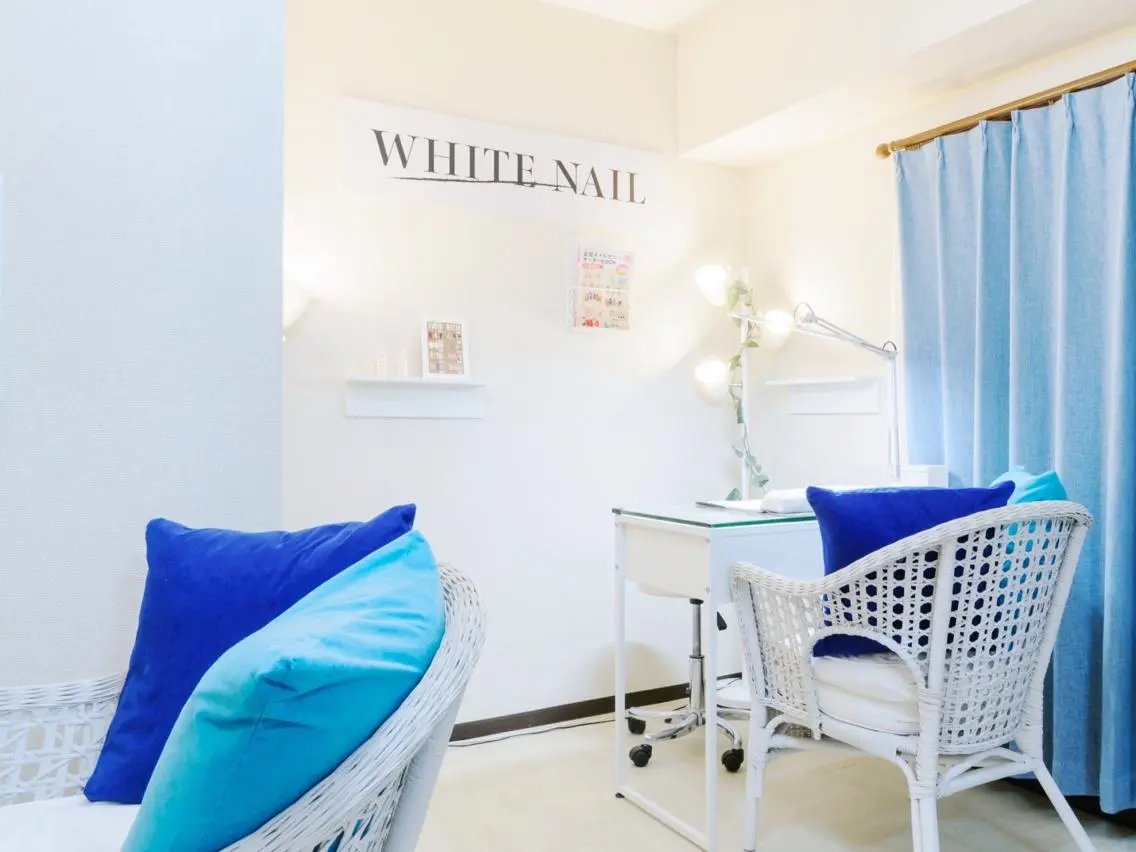 ネイル フットネイル WHITE NAIL ホワイトネイルのネイルデザイン
