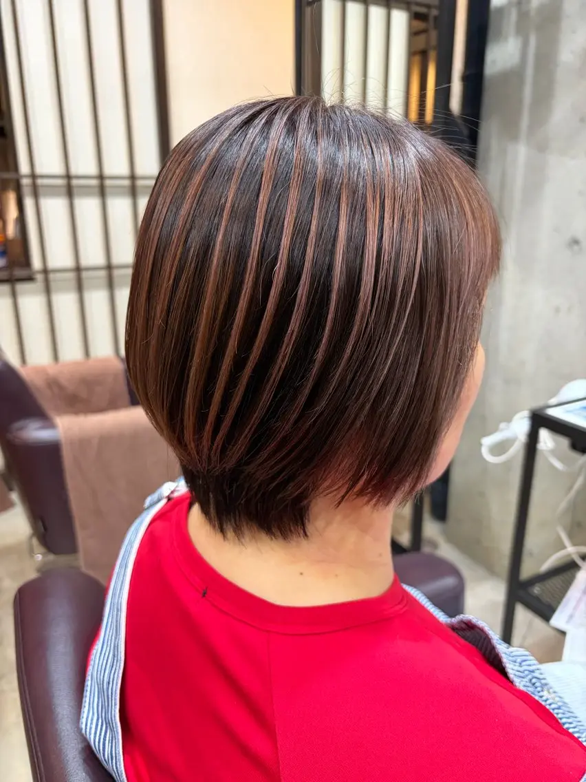ショート ヘアカラー 東 公桂のヘアスタイル