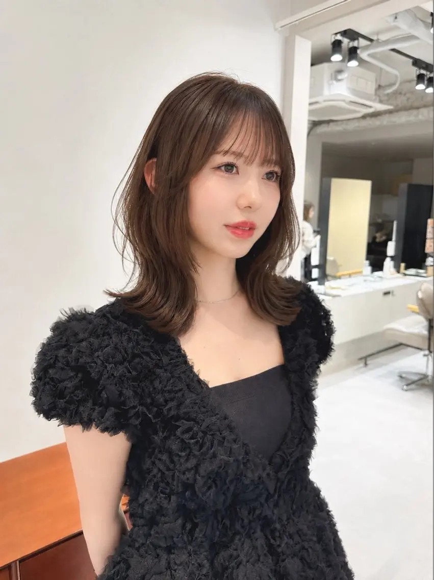 セミロング 立川/レイヤー /艶カラー☘️のヘアスタイル