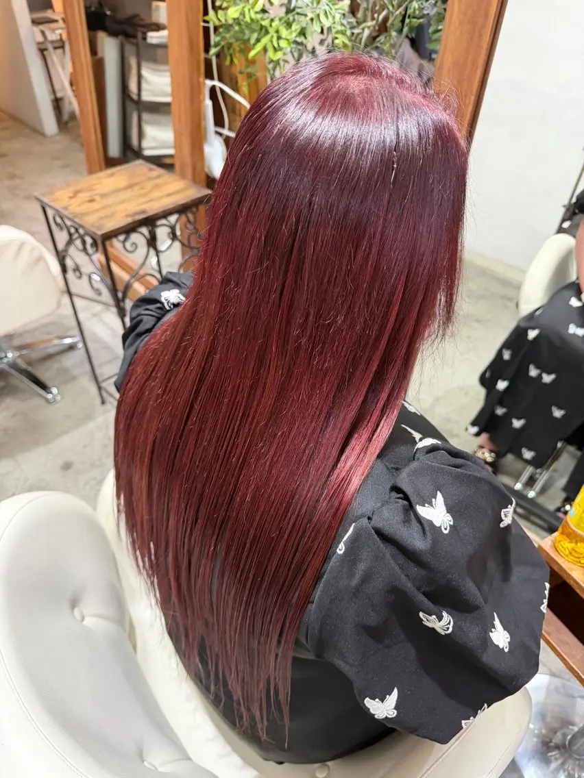 ロング カラー ブリーチ ボルドーカラー ブリーチなしカラー レッドカラー エクステ ヘアカラー makoto 池袋 Roji ブリーチのヘアスタイル