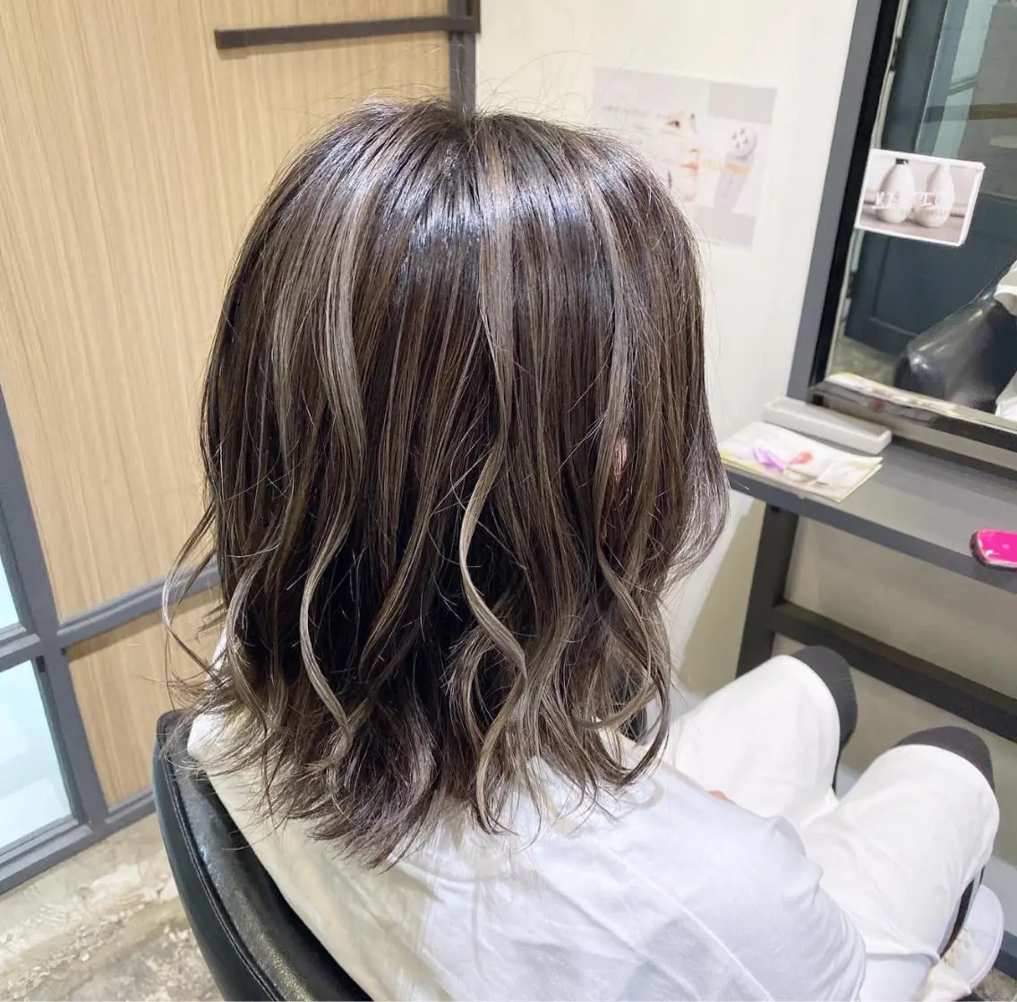 ミディアム カラー ヘアカラー トリートメント FLAWEN. フロウエンのその他イメージ