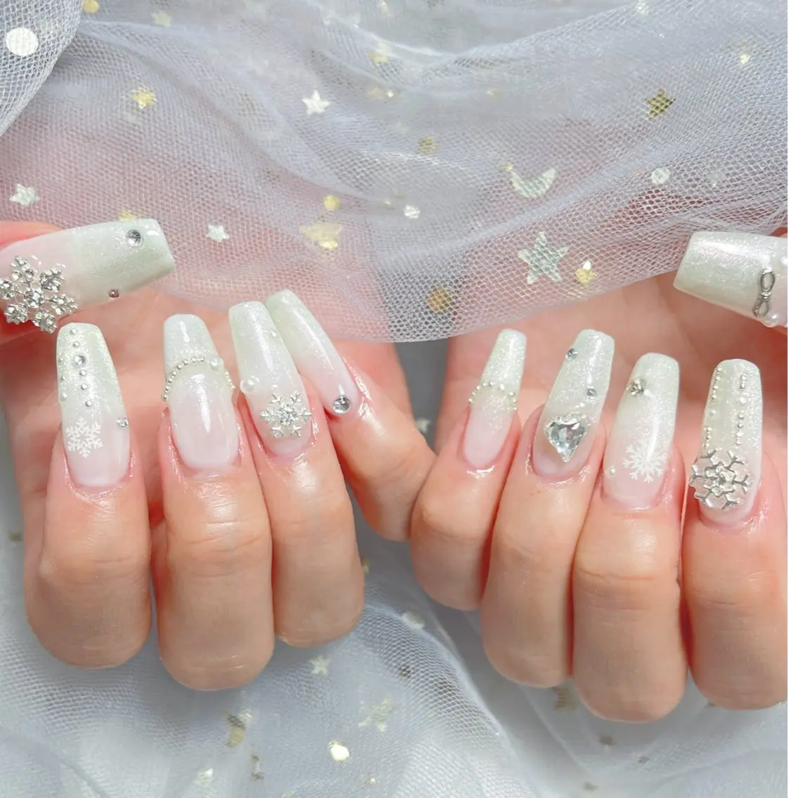 ネイル ハンドネイル 🎀ネイルサロン エクラYUI🎀のネイルデザイン