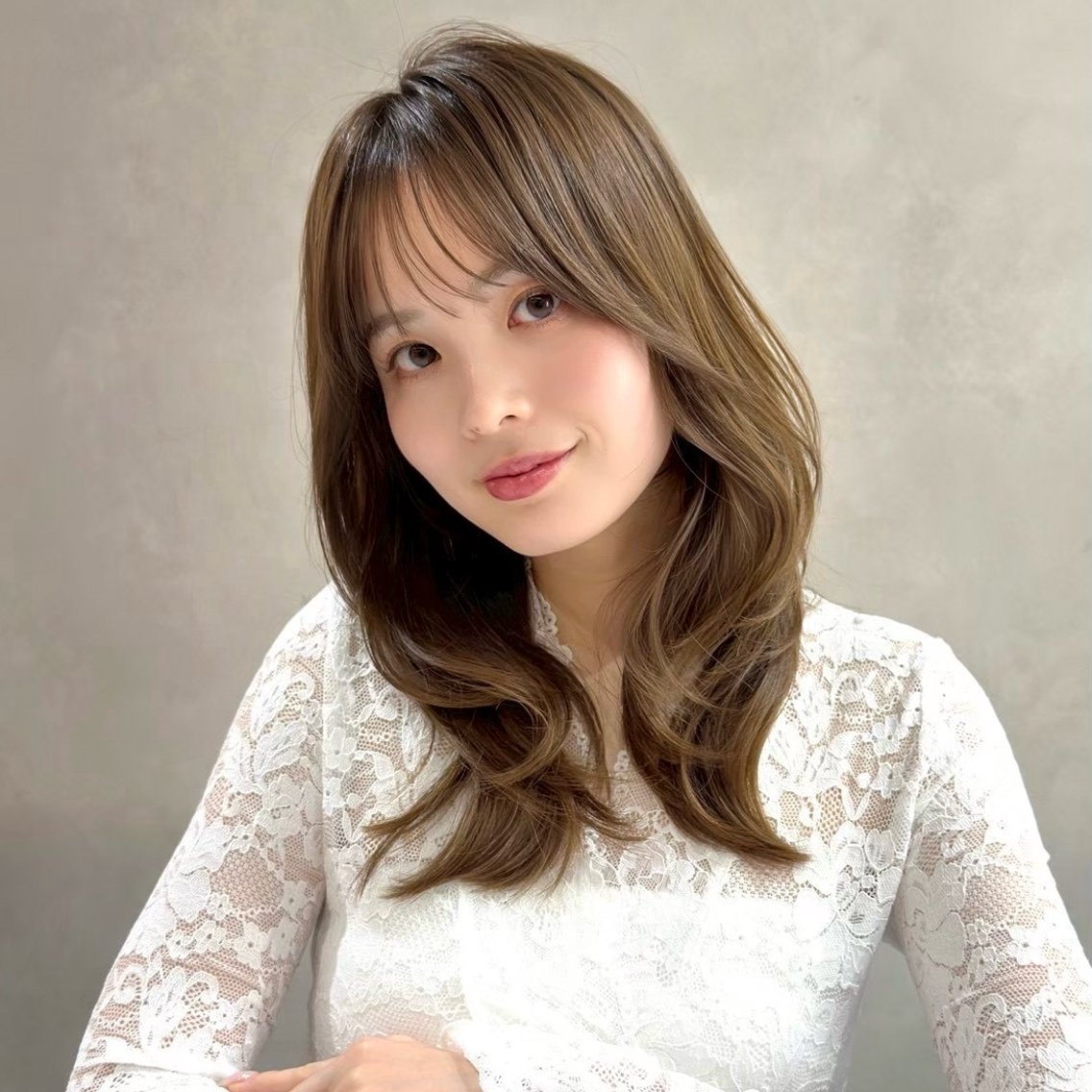ミディアム カラー カット ヘアカラー トリートメント 垢抜けダブルカラー/ ボブ AYAKAのヘアスタイル