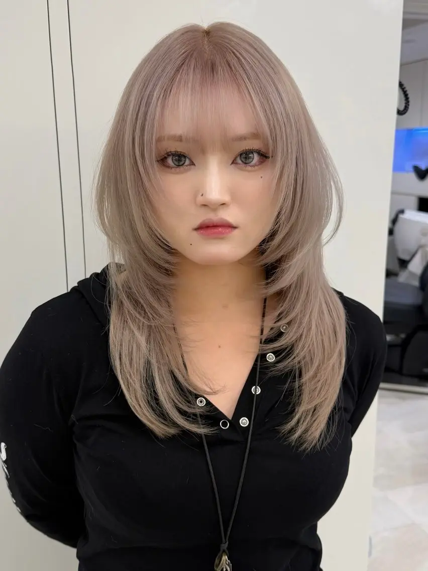 ロング くびれヘア 顔周りカット ハイレイヤー 髪質改善 韓国風ヘア リコ ハッシュカット 韓国レイヤーのヘアスタイル